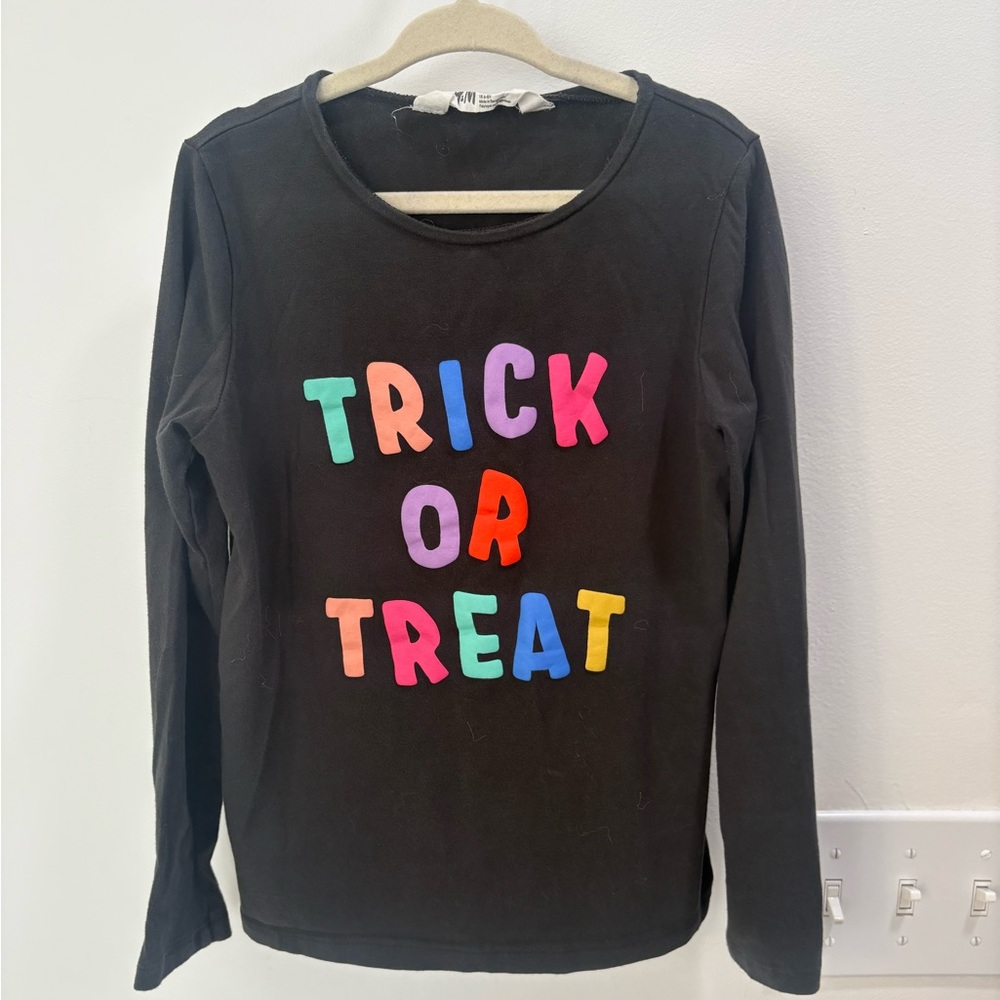 H&M kids Black Halloween t shirt